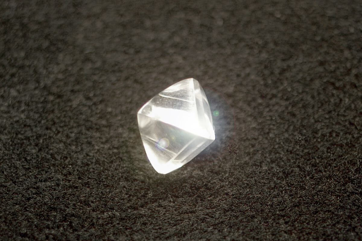 How to Identify an Uncut Rough Diamond