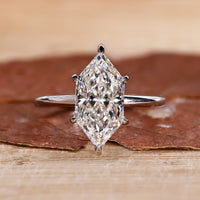 Dutch Marquise Ring featuring a stunning diamond centerpiece.