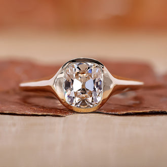 Signet Ring Women designed with elegance and timeless charm.