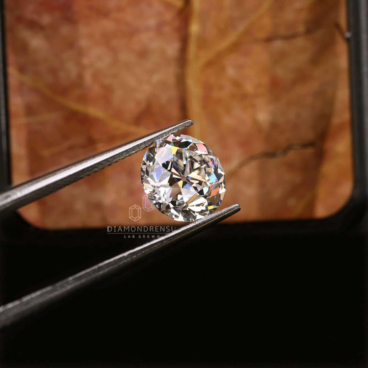 Old European round cut diamond crafted for vintage-inspired wedding bands.