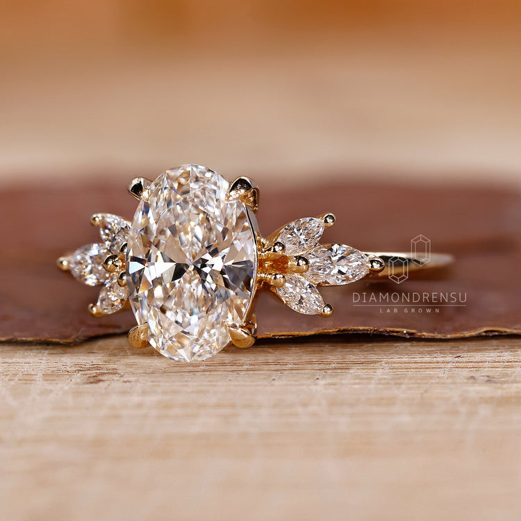 Claw Prong Ring setting for secure and brilliant diamond placement.