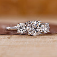 White gold diamond ring with modern sophistication.