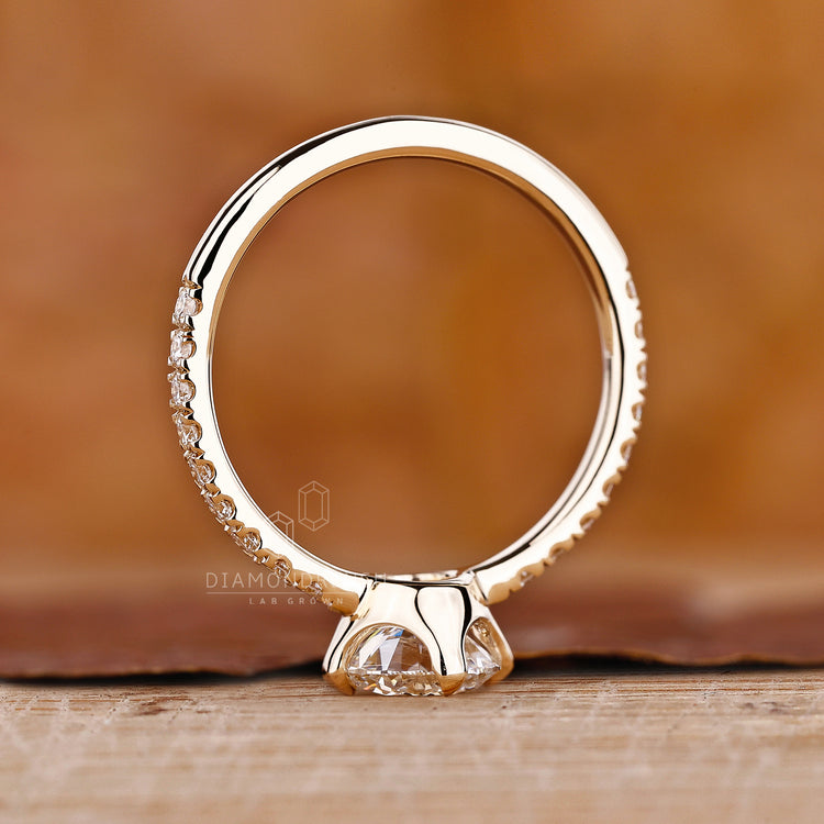 Lab Grown Diamond in a round cut for an eco-friendly choice.