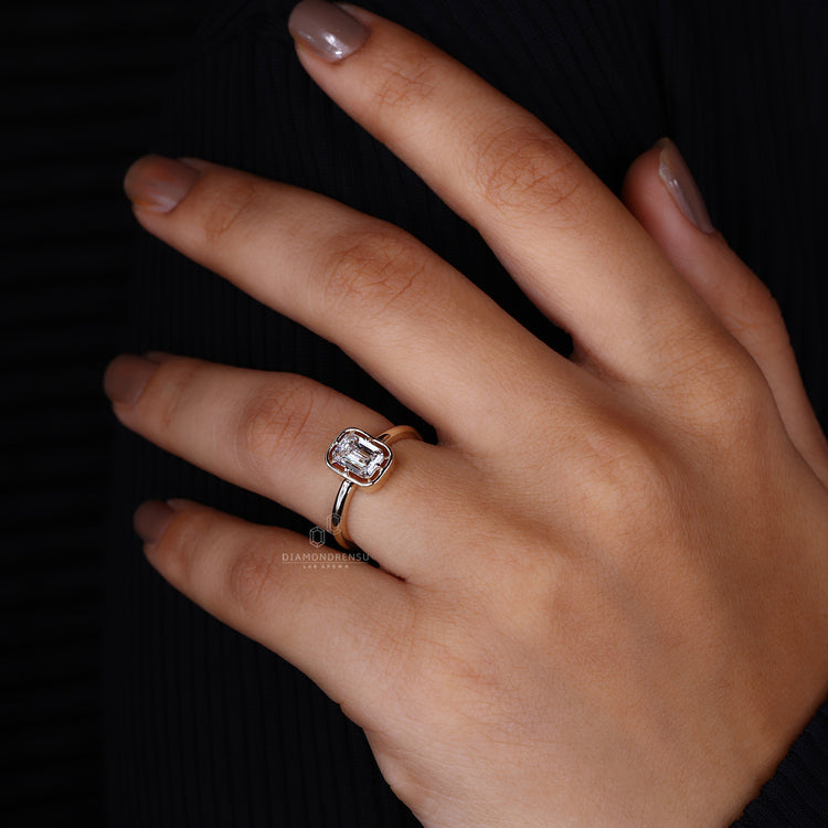 Compass Prongs design on an elegant engagement ring.