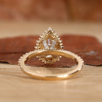 Round Diamond Engagement Ring with a classic design.