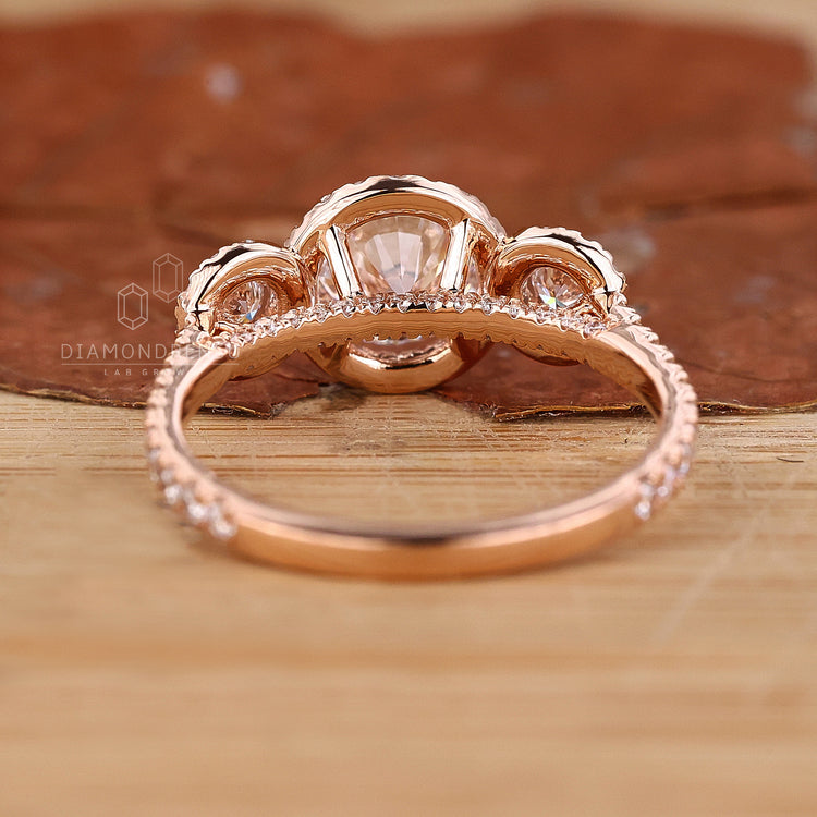 Round diamond pave band crafted with expert precision.