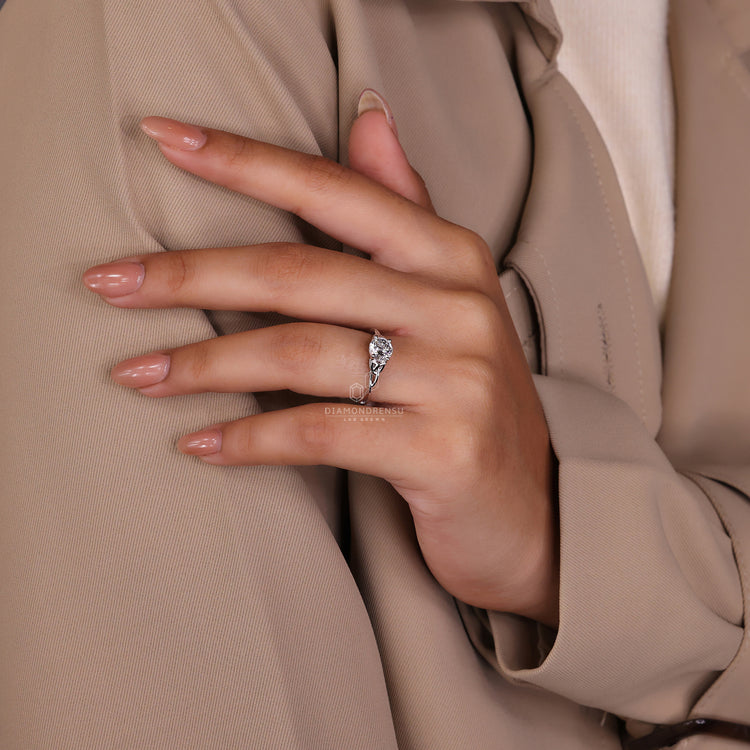 White Gold Ring featuring a timeless and radiant design.