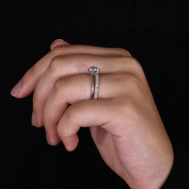 Solitaire Diamond Ring in a classic solitaire setting ring.