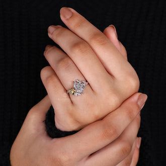 Round Diamond Ring set in a beautiful claw prong setting.