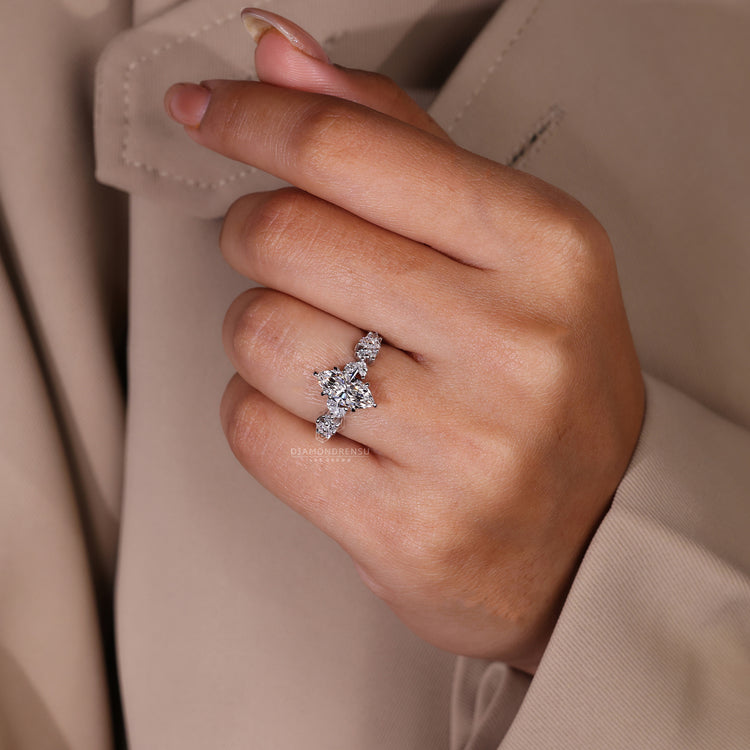 White Gold Ring crafted for elegance and lasting appeal.