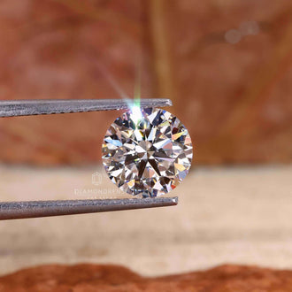 Round diamond in 2 carat size perfect for stackable bands or bridal sets.