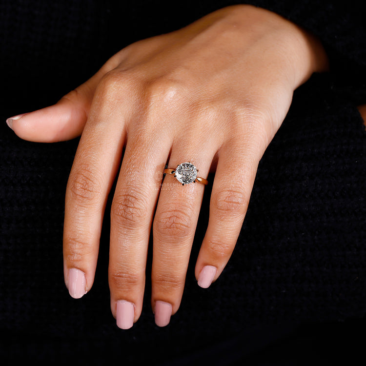 Pinched Shank Ring designed for a refined and sophisticated look.