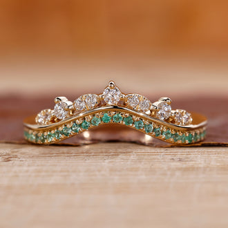 Elegant crown wedding band featuring intricate details for a royal touch.