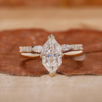 Marquise Wedding Band Set with elegant design and diamonds.