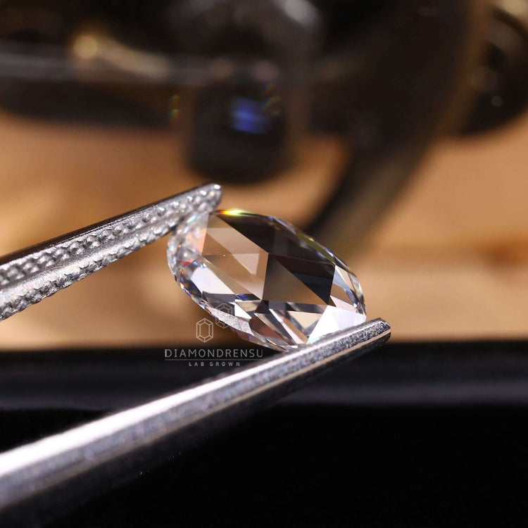 Buy loose diamond in 1 carat oval rose cut style.