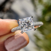 Stunning princess cut engagement ring in a timeless design.