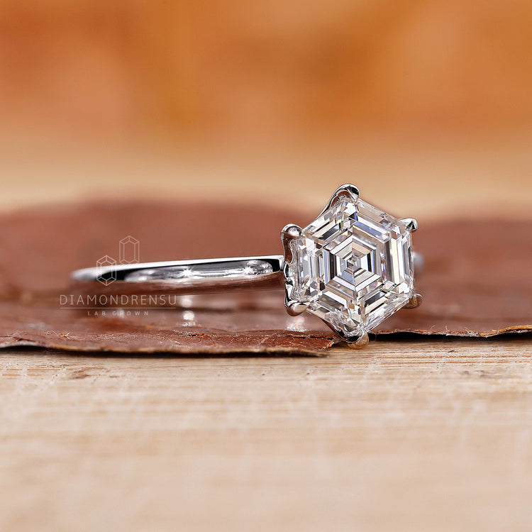 White Gold Ring designed for an elegant and modern feel.