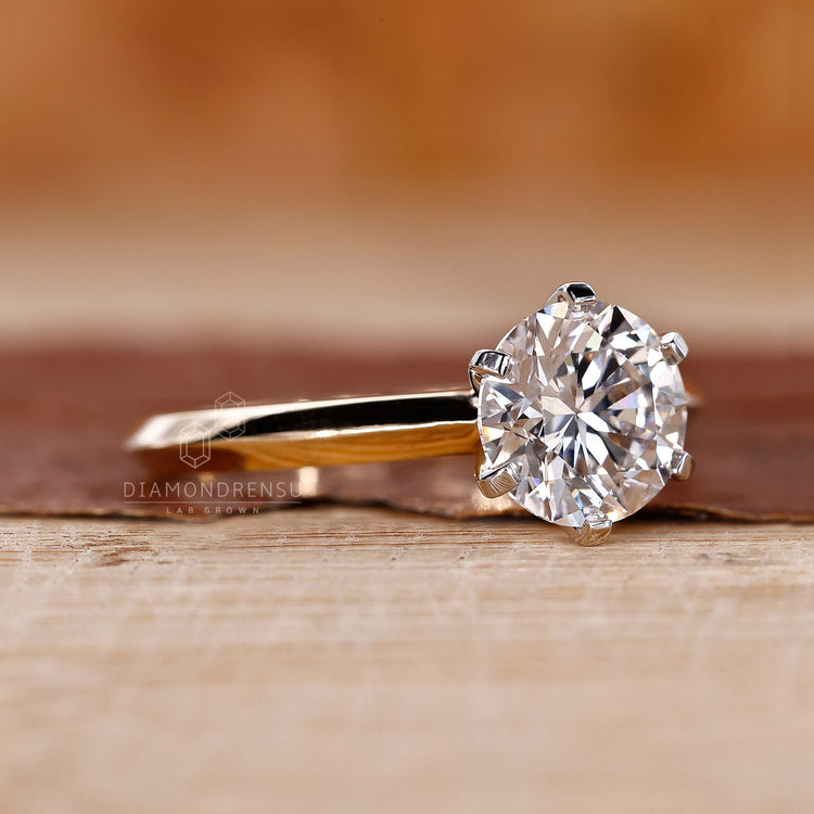 Stylish two tone ring with a unique finish.