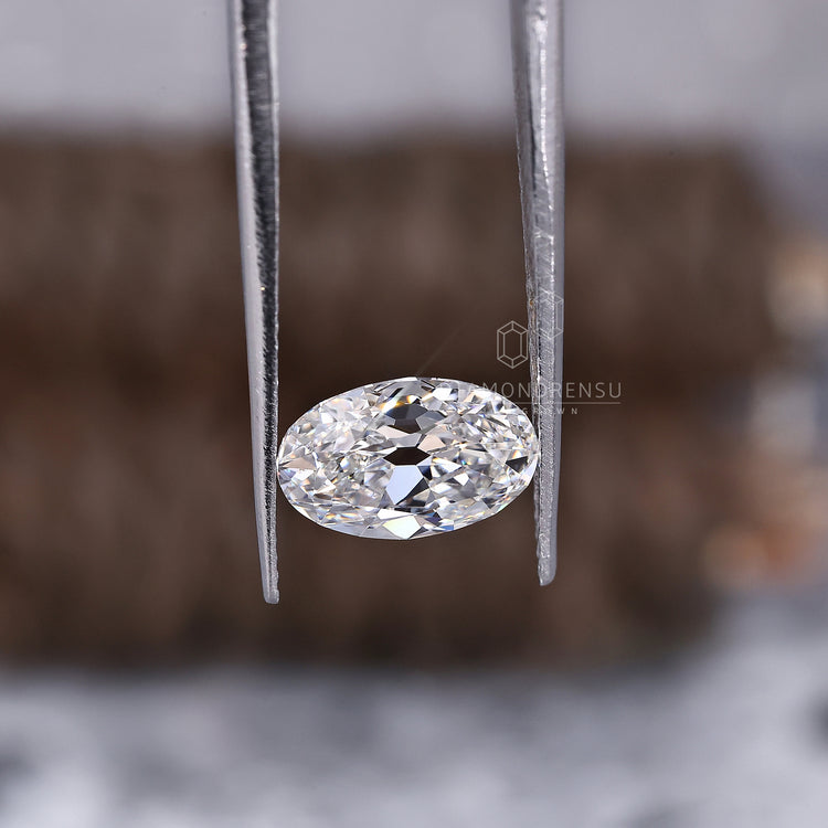 Old European Cut Oval Diamond for Engagement Ring Setting