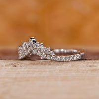 Chevron wedding band featuring IGI-certified diamonds