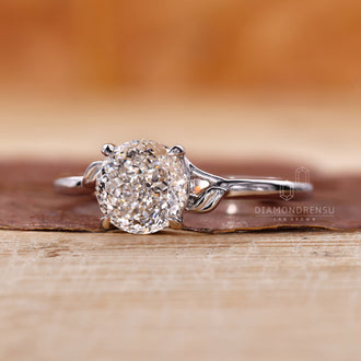 White Gold Ring featuring a brilliant solitaire diamond.