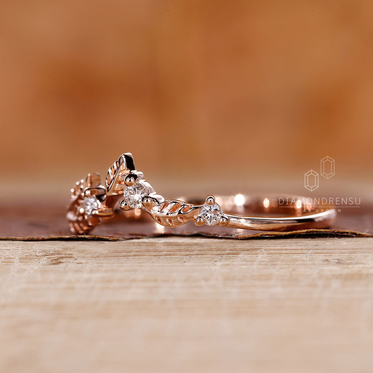 Simple wedding band with a classic finish.