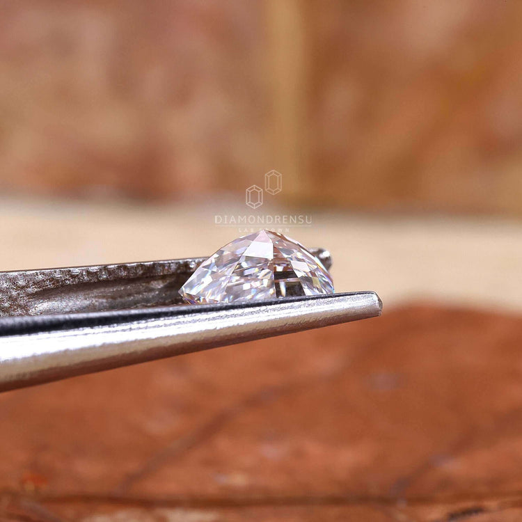 Buy loose diamonds in Trillion Step Cut, 1.15 Carat.