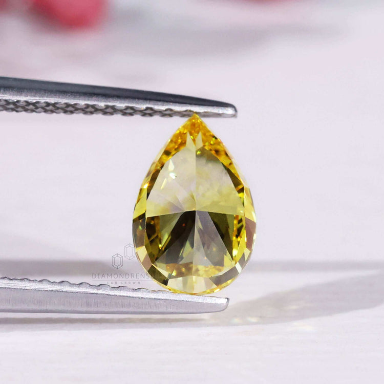 Pear brilliant diamond loose lab grown diamond