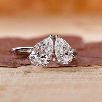 Pear Cut Engagement Ring set with a brilliant Lab Grown Diamond.