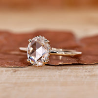 Milgrain Setting in an oval diamond engagement ring for elegance.