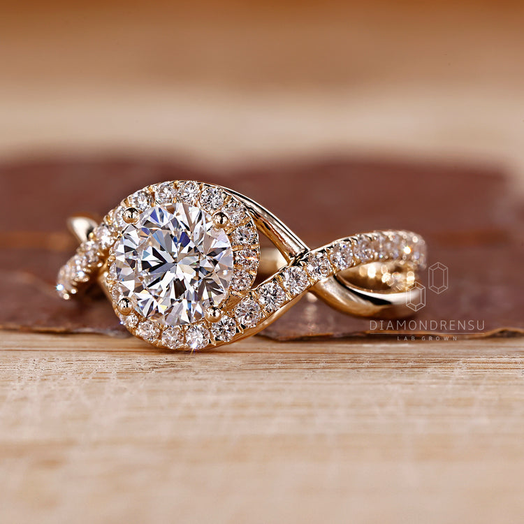 4 Prong Engagement Ring with round cut diamond.