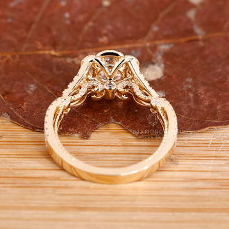 Diamondrensu halo engagement ring with Jubilee cut and yellow gold setting.