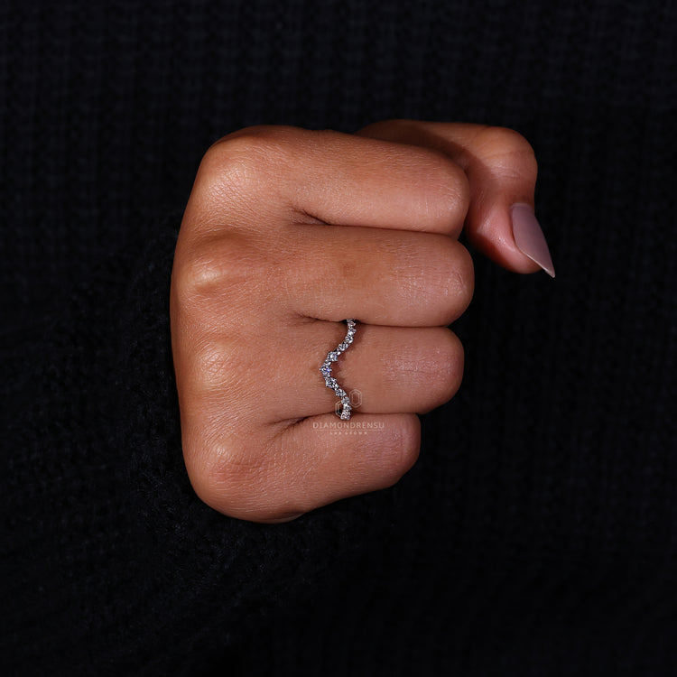 Round Diamond Wedding Band with timeless beauty.