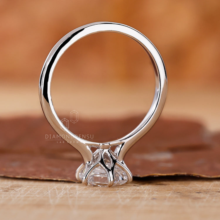 Claw Prong Setting holding the diamond securely in place.