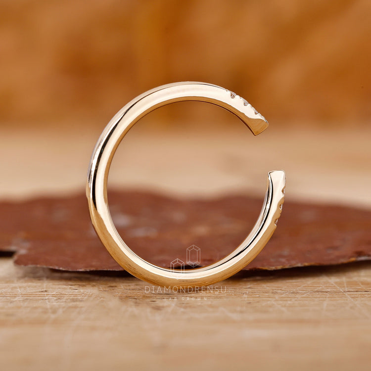 Lab grown diamond band for a sustainable and ethical option.