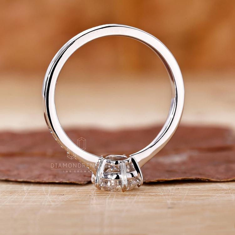 Claw Prong Setting offering a unique and secure design.