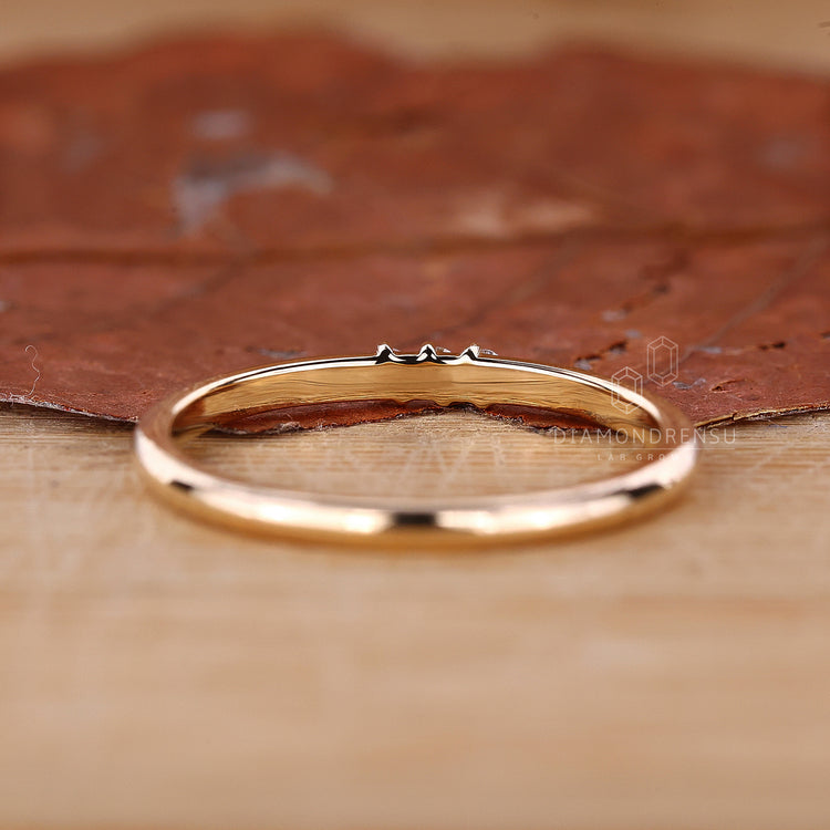 Lab Grown Diamond set in a beautiful handmade band.