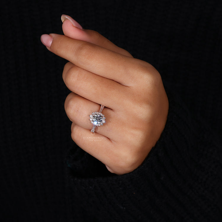 Filigree Ring crafted with vintage-inspired detailing.