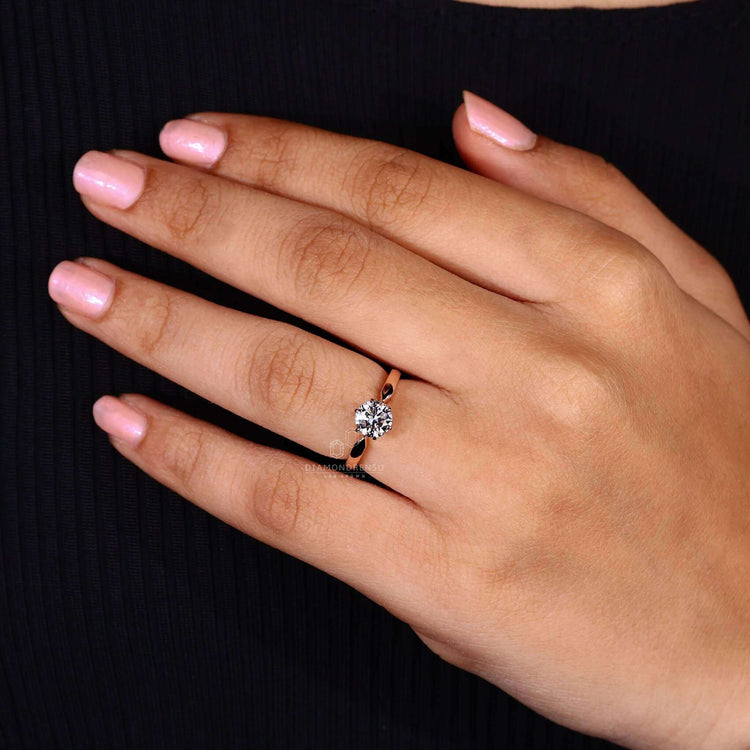 solitaire engagement ring