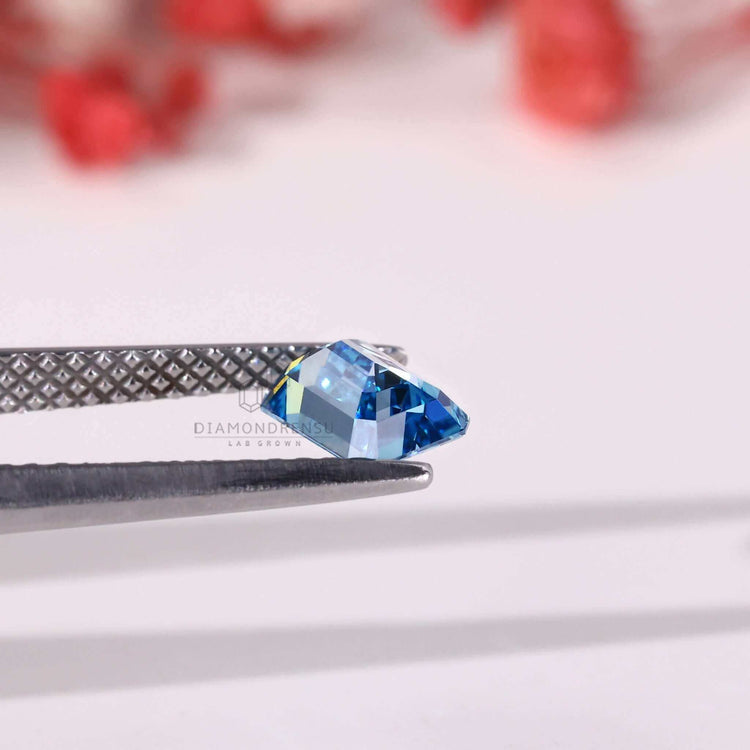 Emerald brilliant diamond lab grown loose diamond