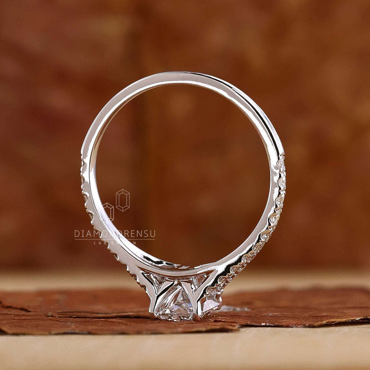 diamond engagement ring