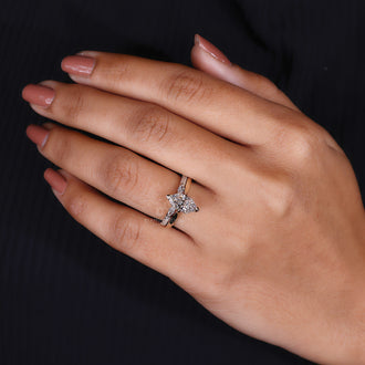 Yellow Gold Band Set designed for a timeless and classic look.