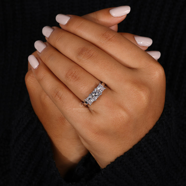 Buy engagement ring with a beautiful princess cut diamond.