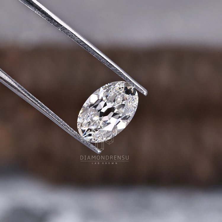Old European Cut Oval Diamond for Engagement Ring Setting