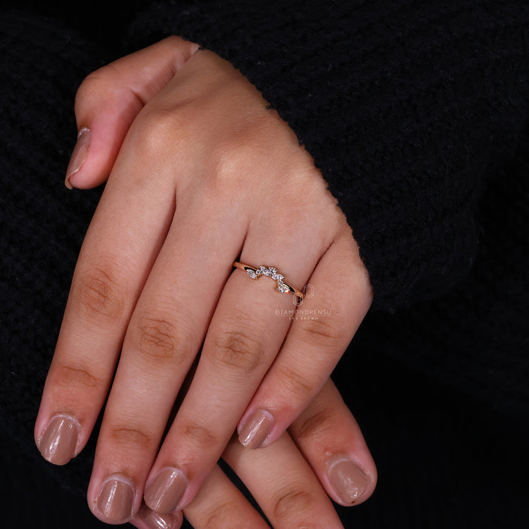 Diamondrensu wedding band for an unforgettable moment.