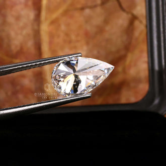 Lab grown diamonds loose include 2 carat pear cut designs.