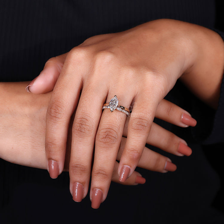 Round Diamond Cut for brilliance and unmatched sparkle.