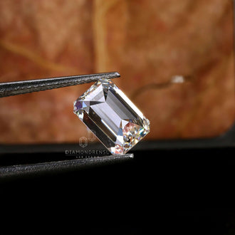 Best lab grown diamond styles include emerald cut in 2 carat size.