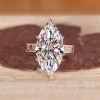 Vintage diamond engagement ring design.