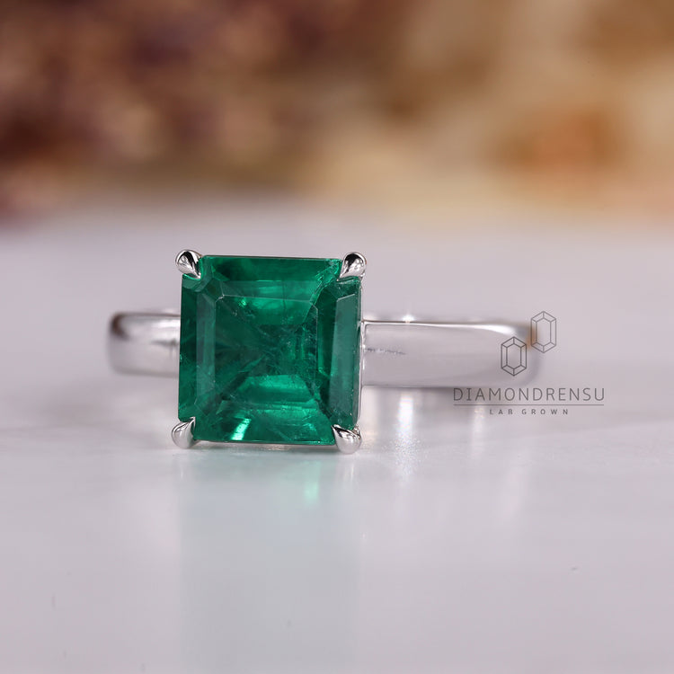 Cathedral setting ring with Lab Grown Diamond center.